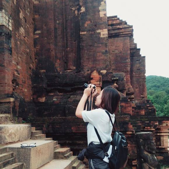 Meet your Posher, Elena - Picture 1 of 1